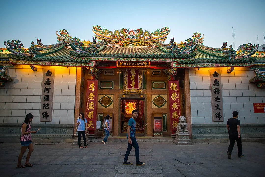 Thailand - Chinese Buddhist Temple - 1079px-CHM_4202
