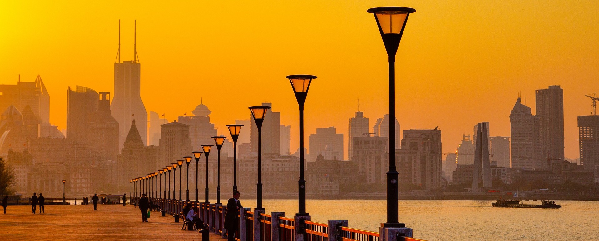 Home Screen Image -Shanghai Sunset Polution over Bund Med Res